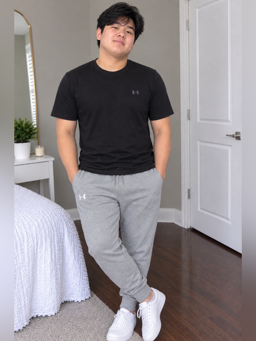 Under Armour  men’s  Gray Jogger Sweatpants
